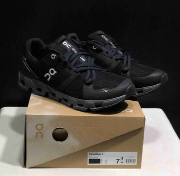 On Cloudflyer 4 Shoes