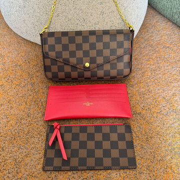 Louis Vuitton Purse