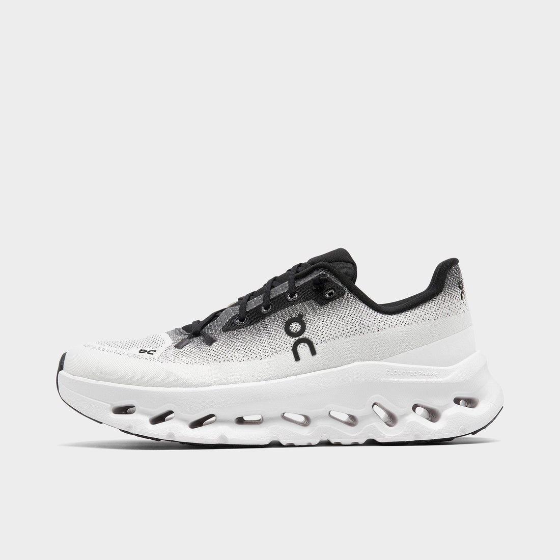 ON Cloudtilt trainers black ivory