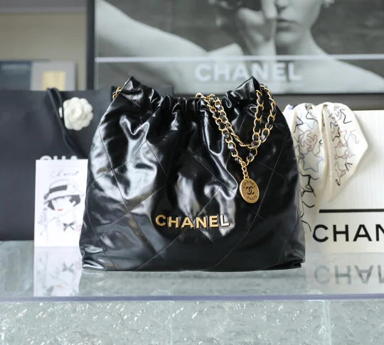 CHANEL 22 HANDBAG