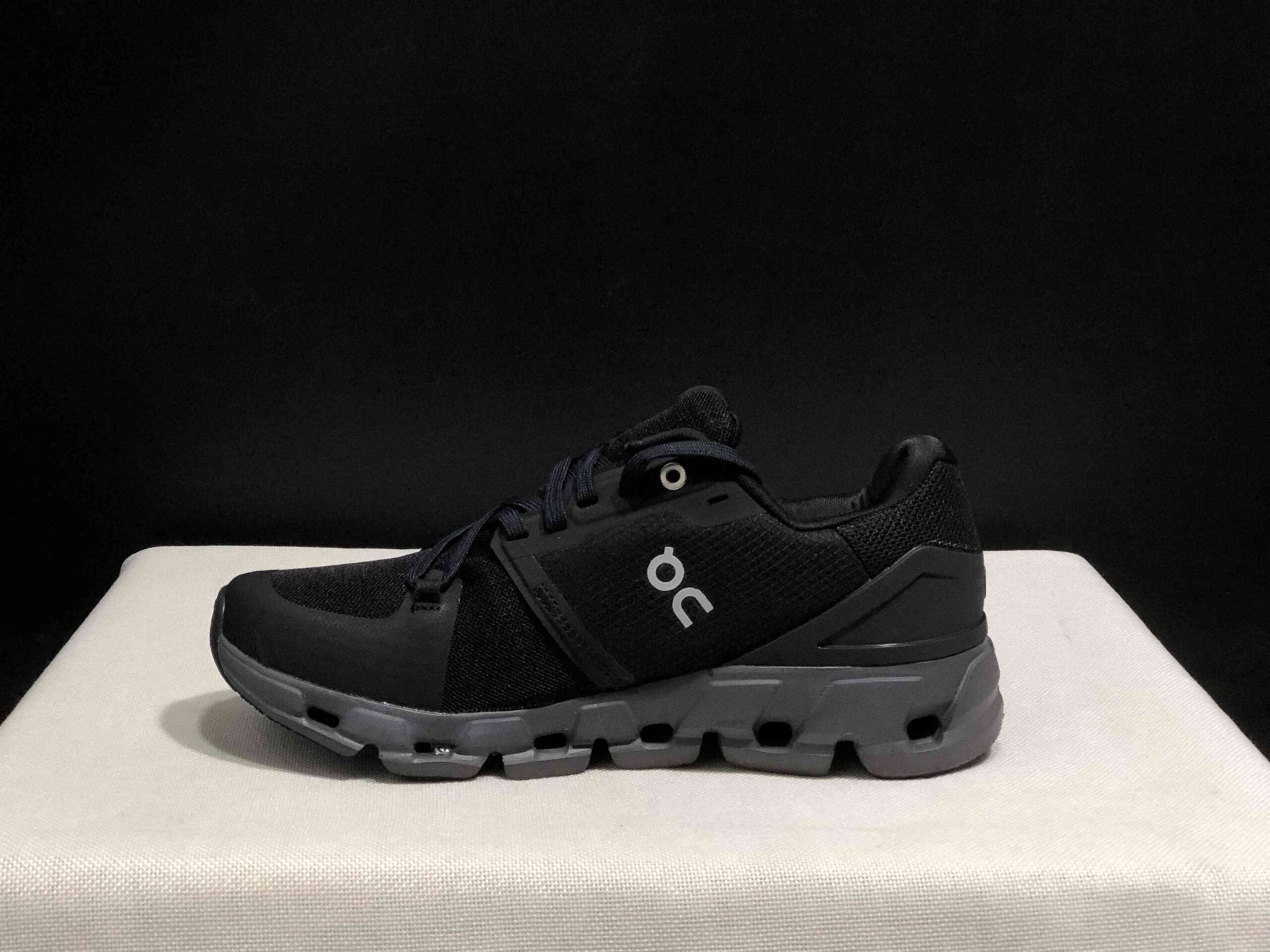 On Cloudflyer 4 Shoes