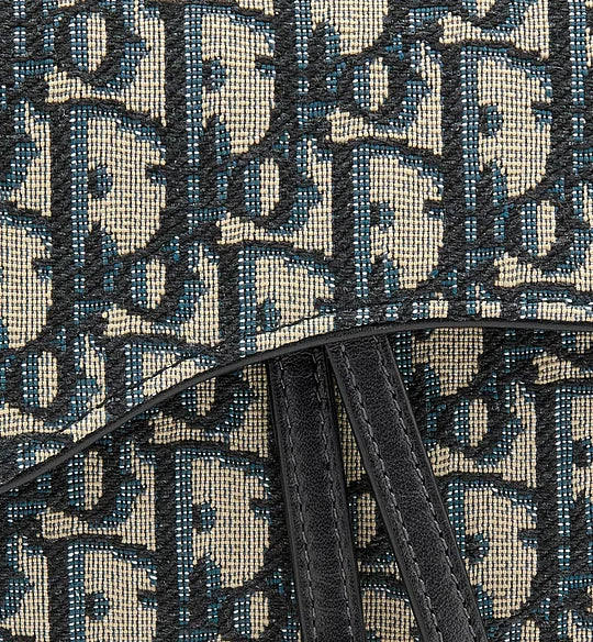 Small Saddle Pouch with Chain