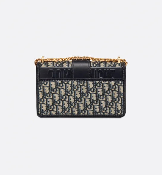 30 Montaigne Chain Bag