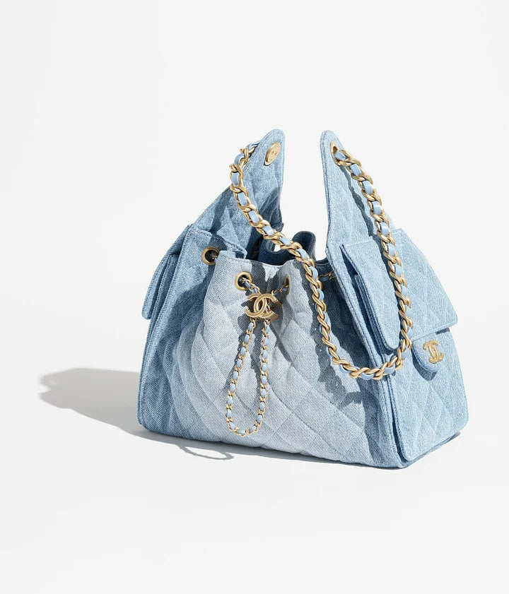 CHANEL 25 Small Handbag