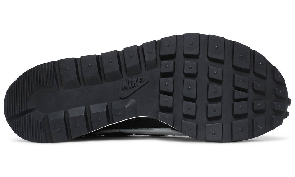 Nike Sacai x VaporWaffle 'Black White'