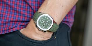 Patek Philippe 5968G-001 Aquanaut Khaki Green - New