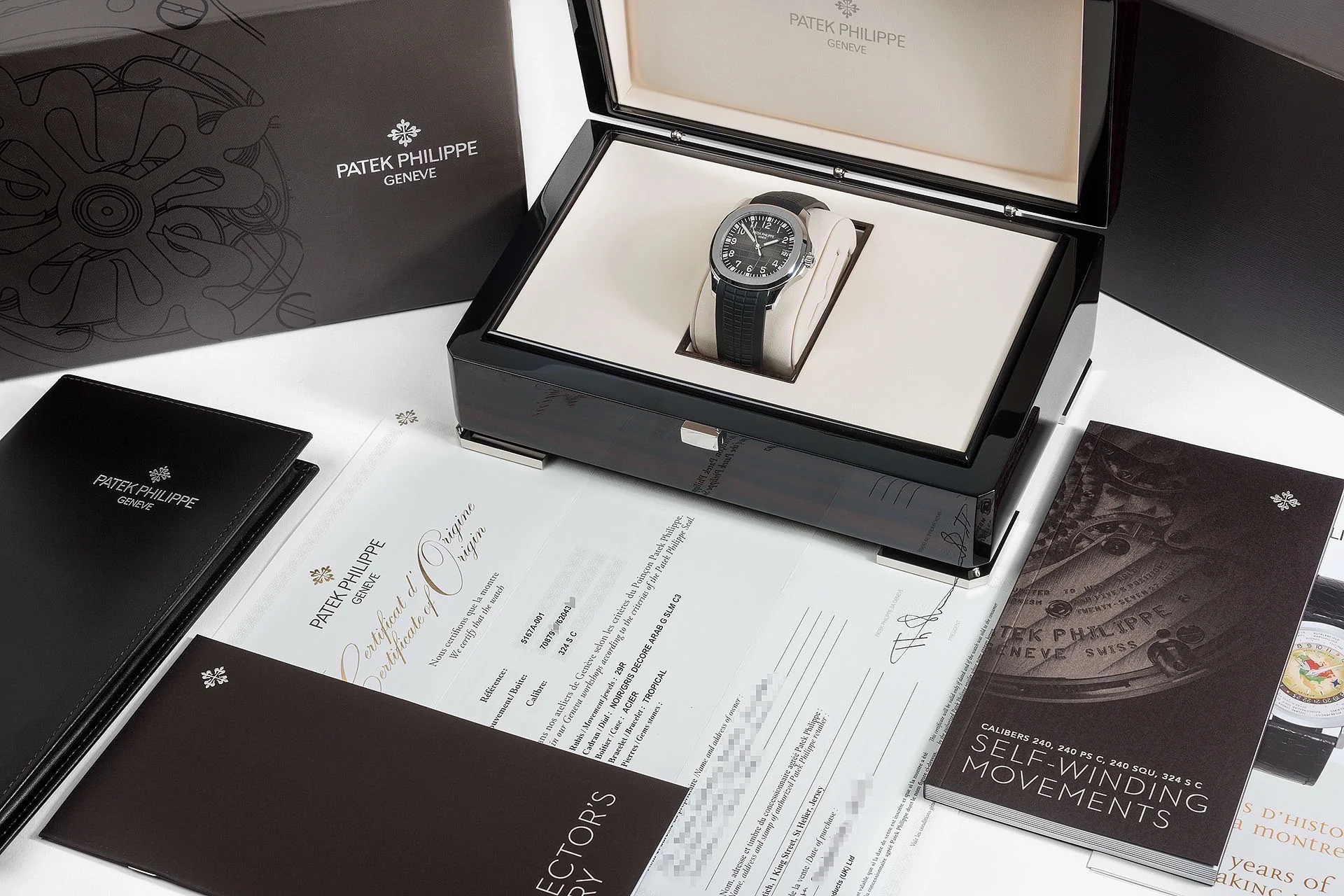 Patek Philippe 5167A Aquanaut Black embossed - New