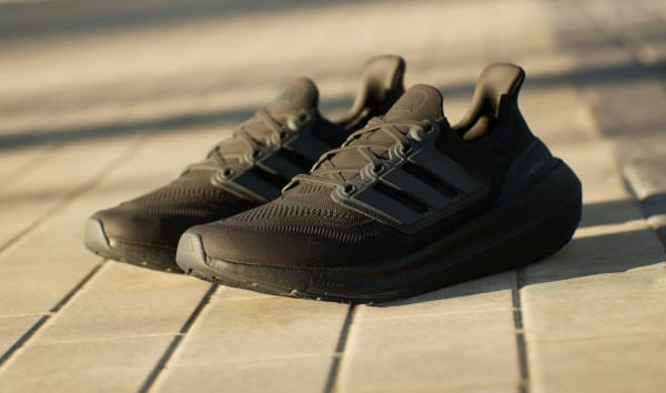 Adidas Ultraboost Light Black