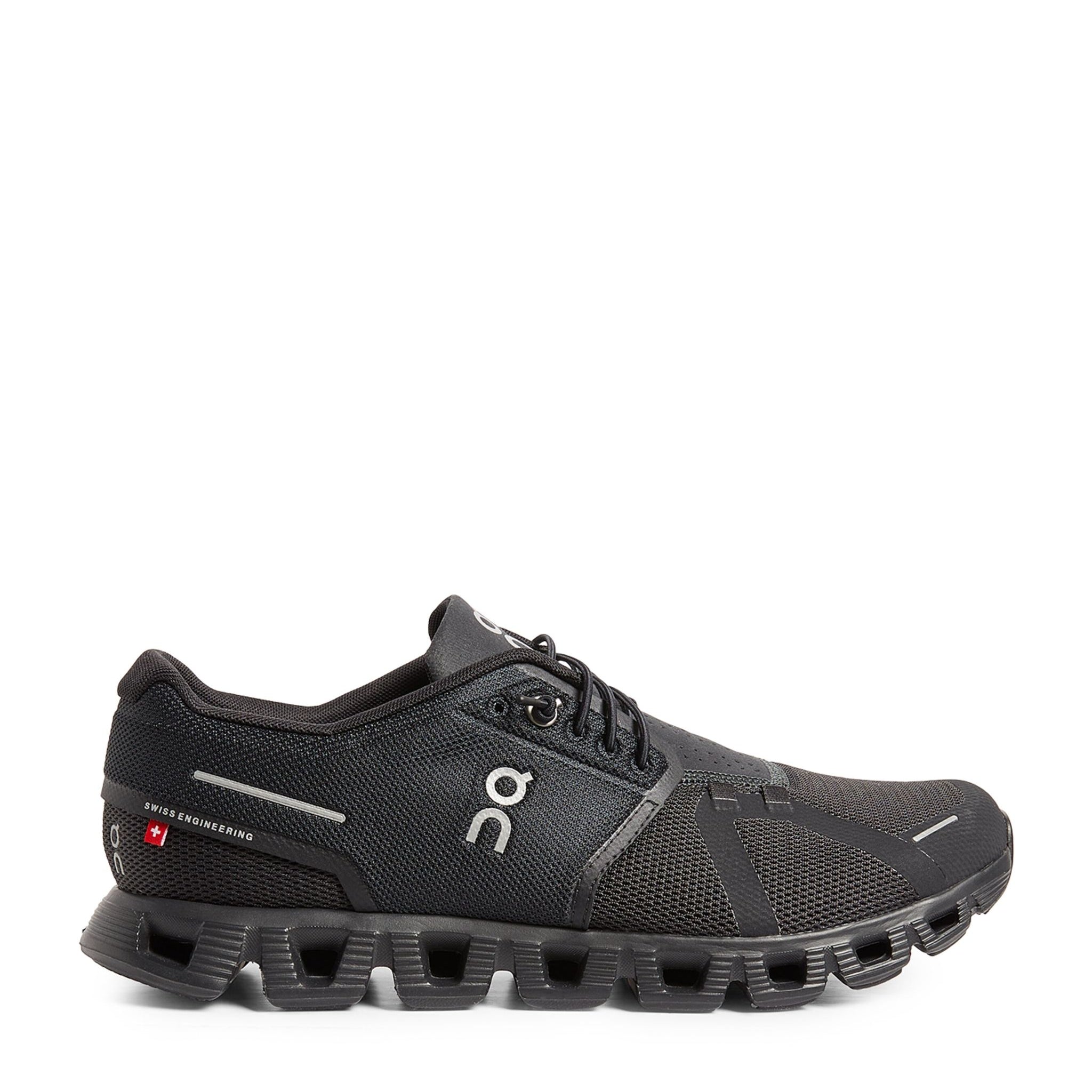 On Cloud 5 Trainers Black