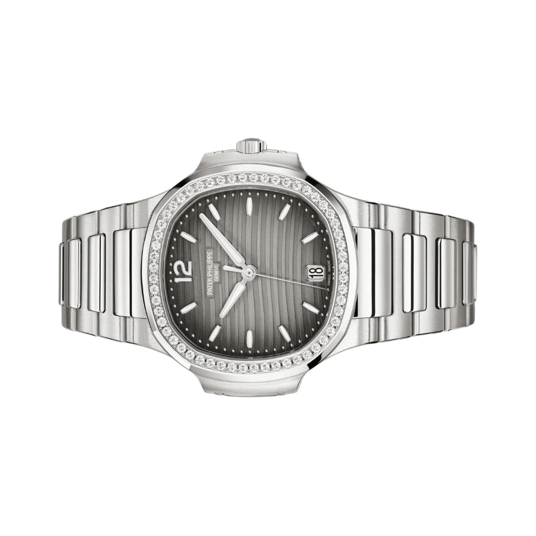 Patek Philippe Nautilus 7118/1200A-011 Black Dial Luxury Watch