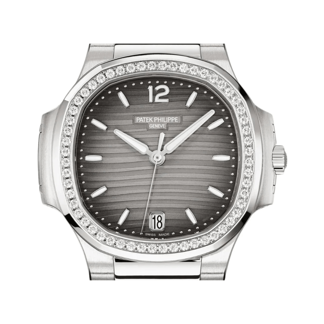 Patek Philippe Nautilus 7118/1200A-011 Black Dial Luxury Watch