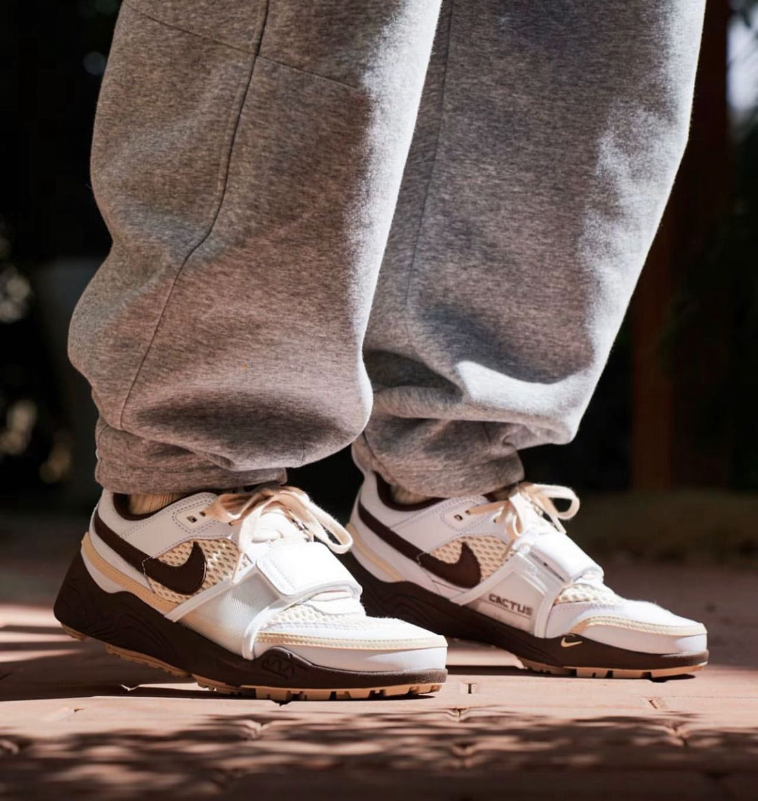 Nike Zoom Field Jaxx Travis Scott Light Chocolate