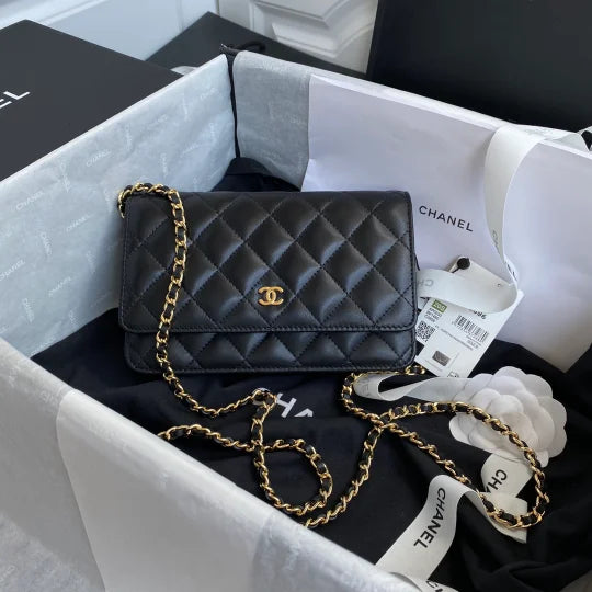 CHANEL WALLET ON CHAIN