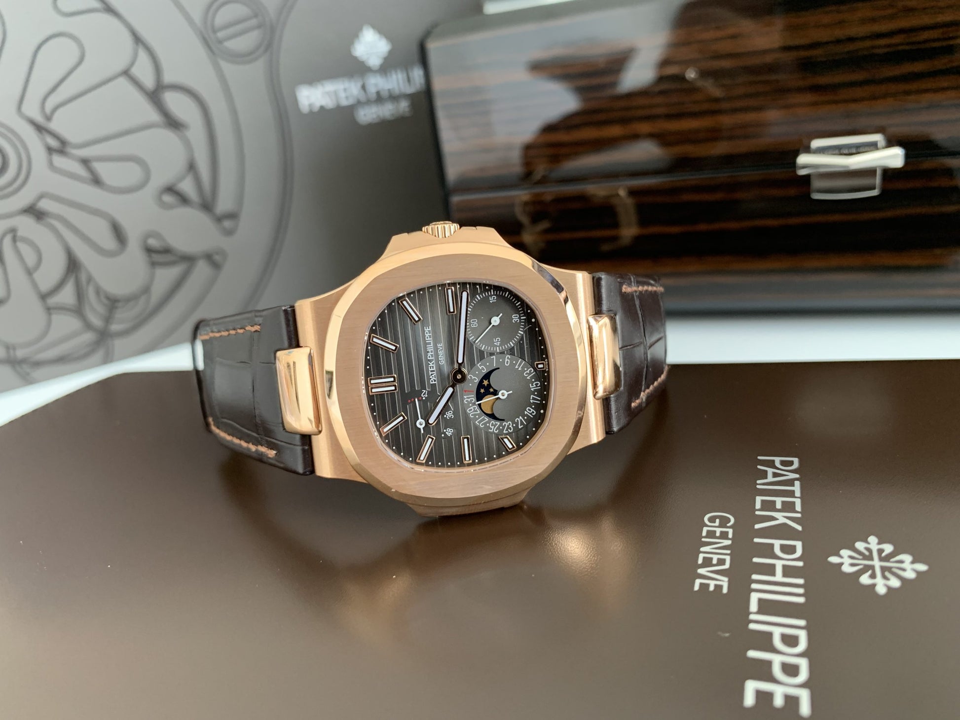 5712R - Patek Philippe NAUTILUS