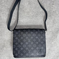 Louis Vuitton Hand-Bag