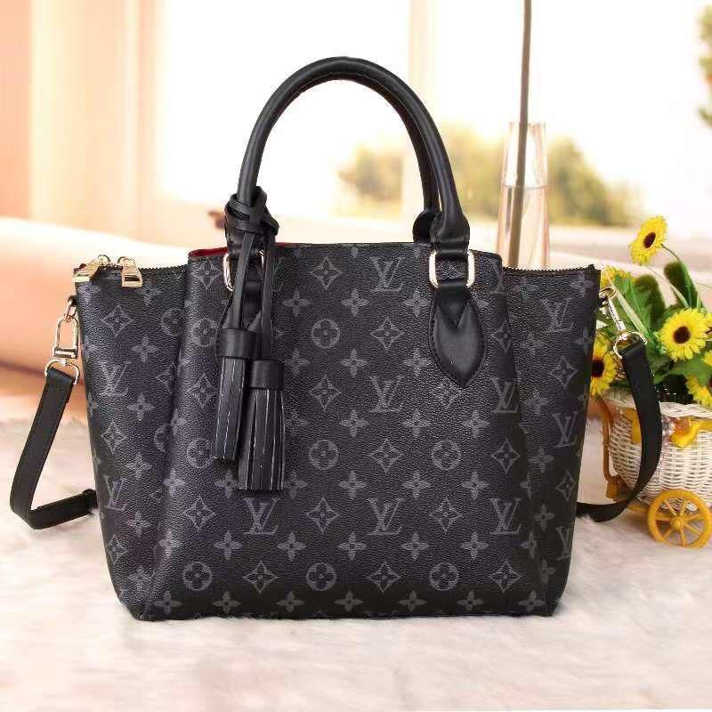 Louis Vuitton Hand-Bag