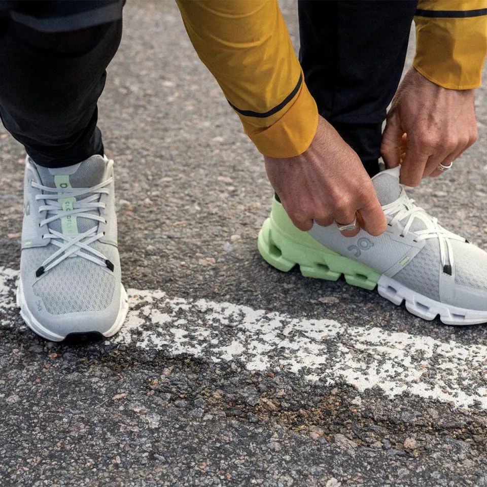 On Cloudflyer 4 Shoes