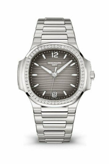 Patek Philippe Nautilus Ref 7118/1200A-011 Luxury Automatic Wristwatch