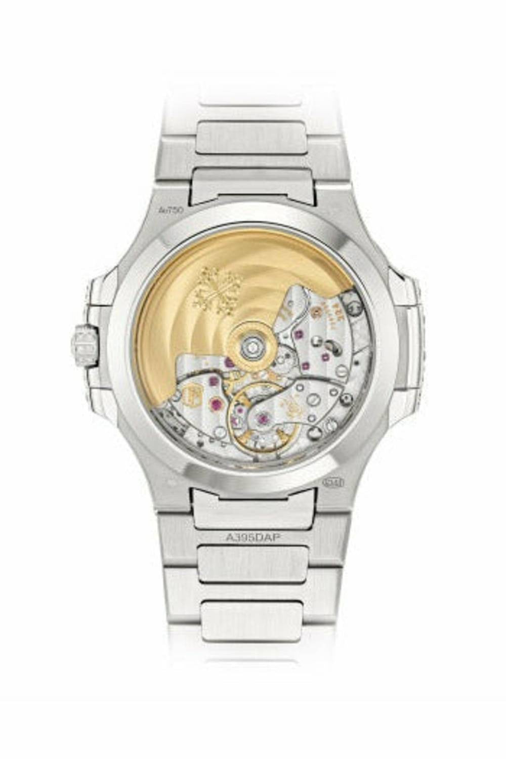 Patek Philippe Nautilus Luxury Self-Winding Watch with Elegant Design Profile